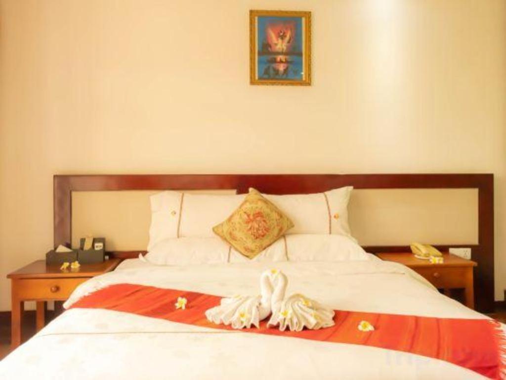 לואנג פרבאנג Xishuangbanna Hotel Managed By Xandria Hotel מראה חיצוני תמונה