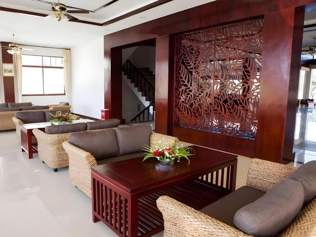 לואנג פרבאנג Xishuangbanna Hotel Managed By Xandria Hotel מראה חיצוני תמונה