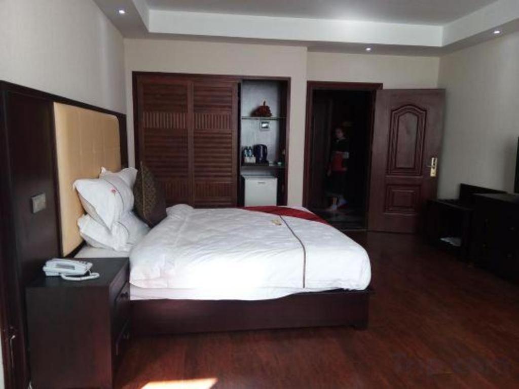 לואנג פרבאנג Xishuangbanna Hotel Managed By Xandria Hotel מראה חיצוני תמונה